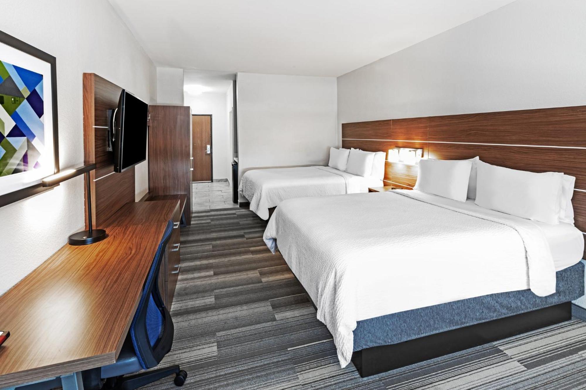 Holiday Inn Express & Suites Del Rio By Ihg Exterior foto